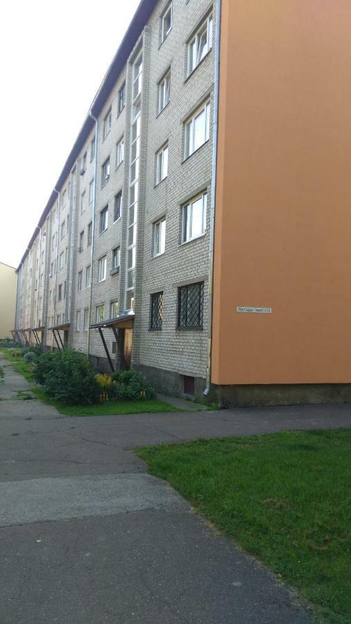 Viktoria Apartment Нарва Екстериор снимка